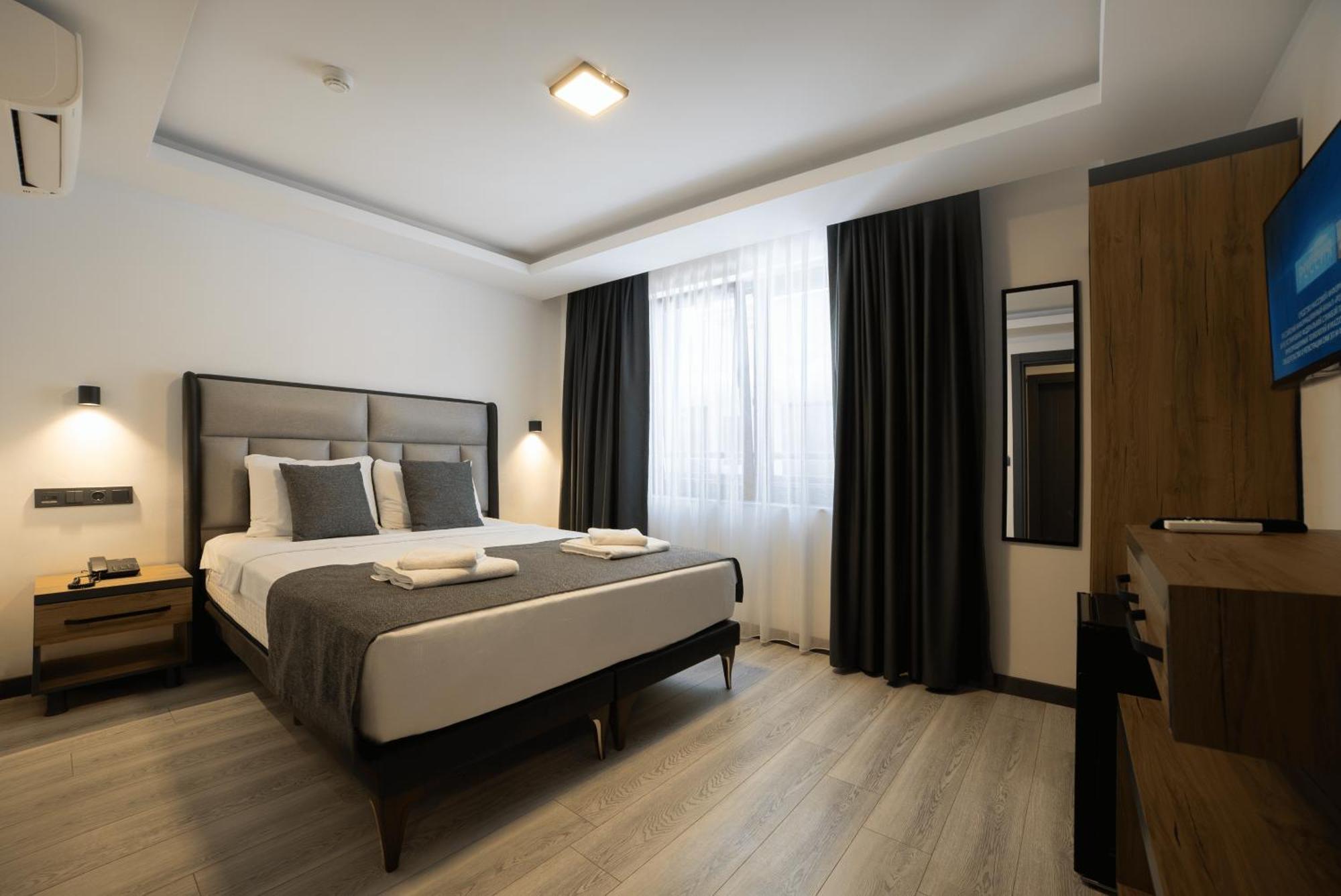 Kriti Hotel Анталія Екстер'єр фото